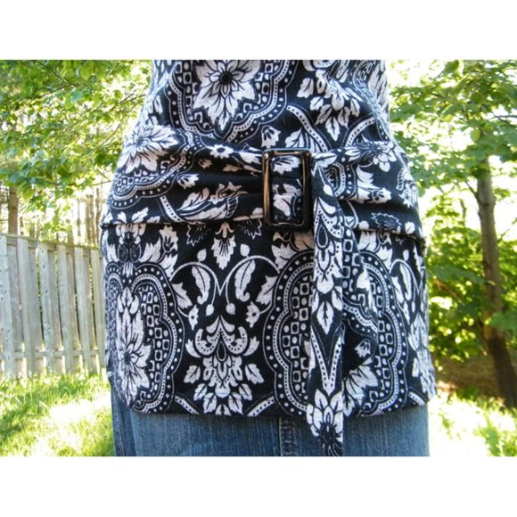 Jersey Top w Paisley Print - Picture 4 of 7